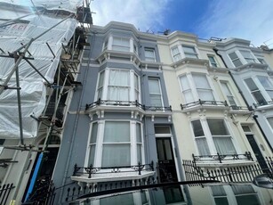 1 bedroom flat for rent in Devonshire Place, Brighton, BN2