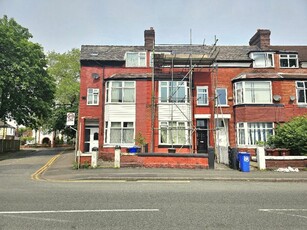 1 bedroom flat for rent in Dickenson Road, Rusholme, Manchester, M14