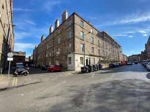 1 bedroom flat for rent in Lorne Place, Leith, Edinburgh, EH6