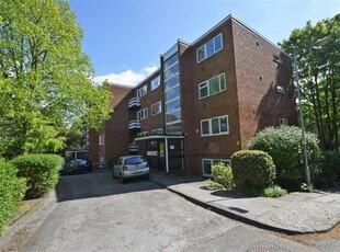 1 bedroom flat for rent in The Beeches, Manchester, M20