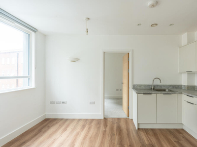 1 bedroom flat for sale in Wilder Street, St Pauls, Bristol, BS2