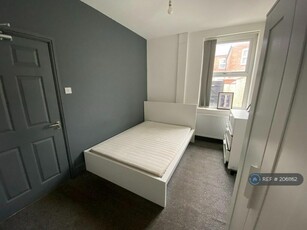 1 bedroom house share for rent in Duchy Street, Salford, M6