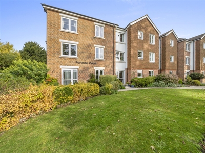 1 Bedroom Retirement Apartment For Sale in Uckfield, East Sussex