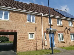 3 bedroom semi-detached house for rent in Magellan Way, Derby, DE24