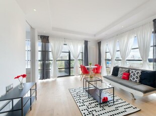 2 bedroom apartment for rent in Amelia House, London City Island, London, E14