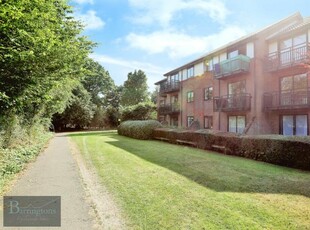 2 bedroom apartment for rent in Barnston Way, Shenfield, Brentwood, Essex, CM13