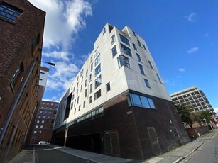 2 bedroom apartment for rent in BS41, 20 Loom Street, M4
