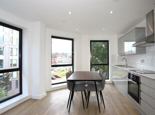2 bedroom apartment for rent in Oscar House, Chester Road, M15