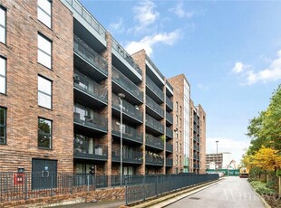 2 bedroom apartment for rent in Purbeck Gardens, London, SE26
