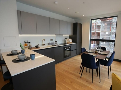 2 bedroom apartment for sale in New Cross Central, M4