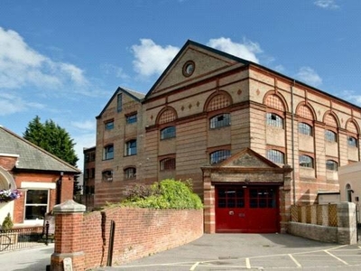 2 bedroom apartment for sale in Seamoor Road, Bournemouth, BH4