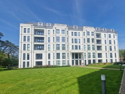 2 bedroom apartment for sale in West Cliff Road, WEST CLIFF, Bournemouth, Dorset, BH2