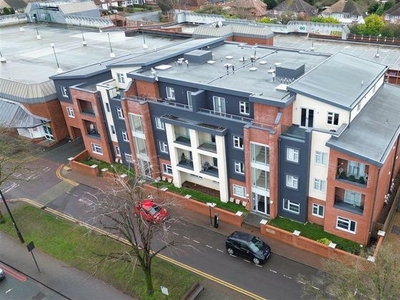 2 bedroom apartment for sale Solihull, B90 3FU