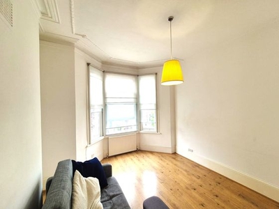 2 bedroom apartment to rent London, W9 3JX