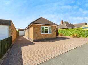 2 bedroom bungalow for sale in Wellgate Avenue, Birstall, Leicester, Leicestershire, LE4