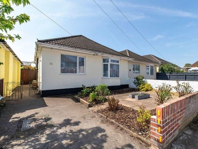 2 bedroom detached bungalow for sale in Heaton Road, Bournemouth, Dorset, BH10