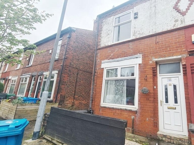 2 bedroom end of terrace house for sale in Molyneux Road, Levenshulme, M19