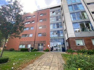 2 bedroom flat for rent in Goldington Road, Bedford, Bedfordshire, MK40
