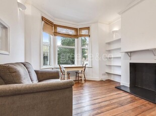2 bedroom flat for rent in Saltram Crescent London W9