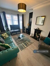 2 bedroom flat for rent in Ty-Mawr Road, Llandaff North, Cardiff, CF14