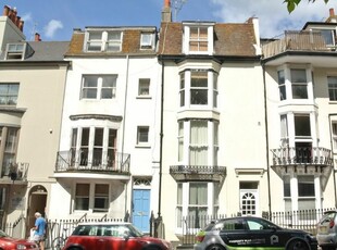 2 bedroom flat for rent in Upper Rock Gardens, Brighton, BN2 1QE, BN2