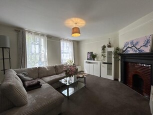 2 bedroom flat for rent in Week Street, Maidstone, Kent, ME14 1RN, ME14