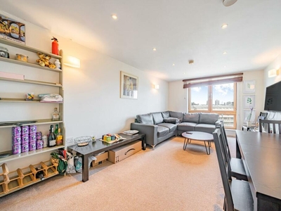 2 bedroom flat for sale in Townmead Road, Fulham, SW6