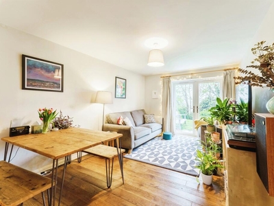 2 bedroom ground floor flat for sale in Bushy Park, Bristol, BS4