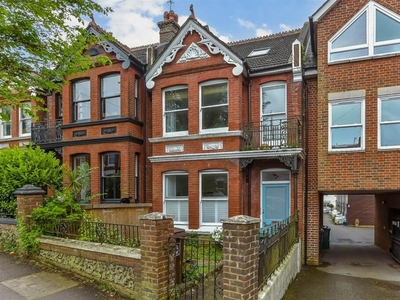 2 bedroom ground floor flat for sale in Preston Drove, Brighton, Brighton & Hove, BN1
