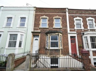 2 bedroom maisonette for rent in William Street, Totterdown, BS3
