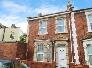 2 bedroom terraced house for rent in Agate Street - Bedminster - BS3