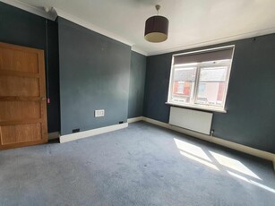 2 bedroom terraced house for rent in St. Johns Road, Doncaster, DN4