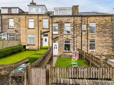 2 bedroom terraced house for sale in Victoria Street, Allerton, Bradford, West Yorkshire, BD15