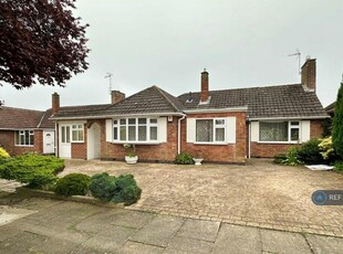 3 bedroom bungalow for rent in Newhaven Road, Leicester, LE5