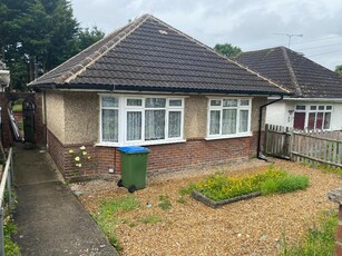3 bedroom detached bungalow for rent in Jessamine Road, Southampton, Hampshire, SO16
