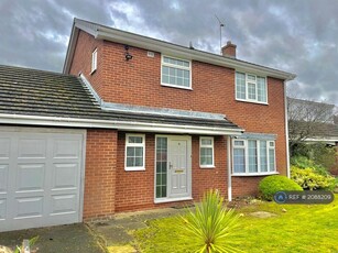 3 bedroom detached house for rent in Bartholomew Way, Chester, CH4