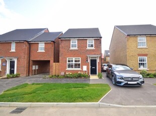 3 bedroom detached house for rent in Merlin Avenue Whitfield CT16