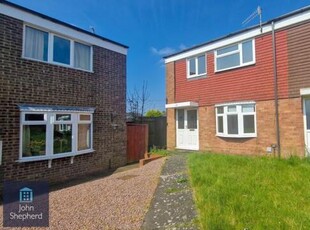 3 Bedroom End Of Terrace House For Rent In Bromsgrove, Worcestershire
