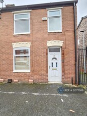3 bedroom end of terrace house for rent in Clevedon Street, Manchester, M9