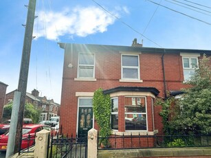 3 bedroom end of terrace house for rent in Randlesham Street, Prestwich, Manchester, M25