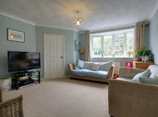 3 bedroom end of terrace house for rent in Waterloo Road, Reading, Berkshire, RG2