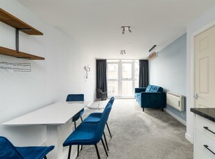 3 bedroom flat for rent in Thornton Street, City Centre, Newcastle Upon Tyne, NE1