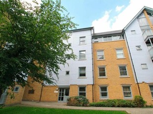 3 Bedroom Flat For Sale In Canterbury