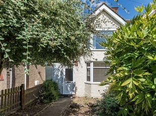 3 bedroom semi-detached house for rent in Coniston Avenue, Headington, Oxford, OX3