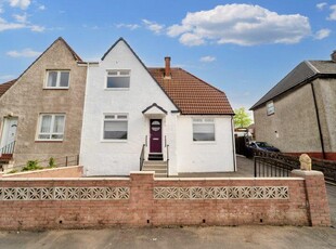 3 bedroom semi-detached house for rent in Westergreens Avenue, Kirkintilloch, G66