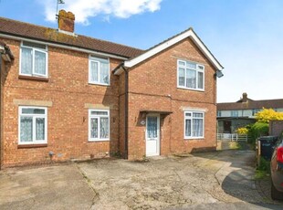 3 Bedroom Semi-detached House For Sale In Eastleigh