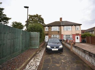 3 Bedroom Semi-detached House For Sale In Oxford Close