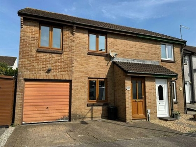 3 bedroom semi-detached house to rent Penryn, TR10 8RX