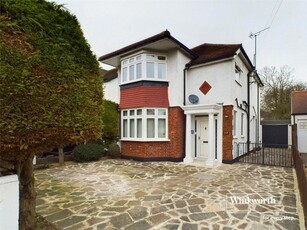 4 bedroom detached house for rent in Draycott Avenue, Harrow, Middlesex, HA3