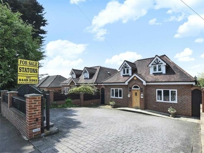 4 Bedroom Detached House For Rent In New Barnet, Hertfordshire